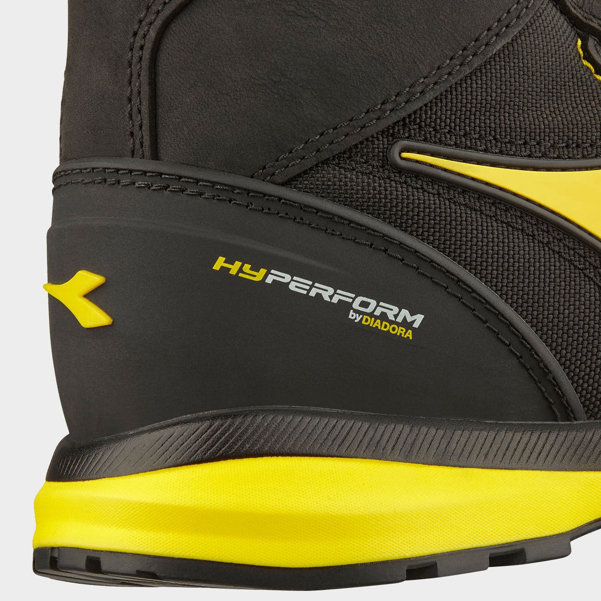 Încălțăminte de protecție DIADORA GLOVE HYPER MID S3S FO HRO SR ESD BLACK